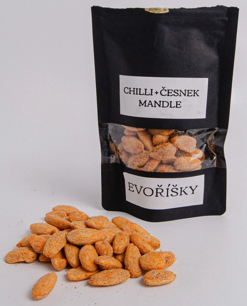 Chilli + česnek mandle
